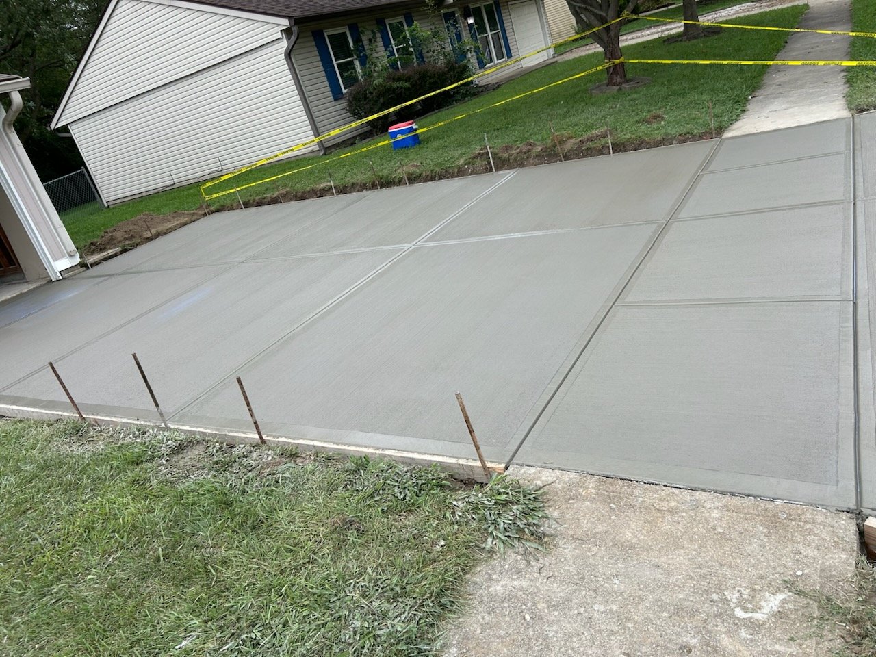 Concrete driveway replacement in downtown Indianapolis